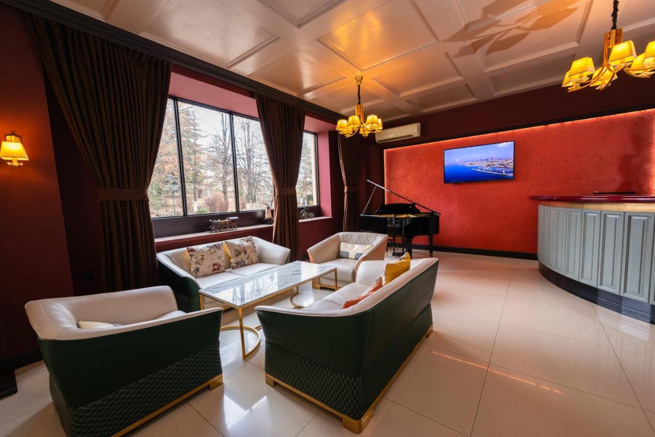 Kirovakan Hotel Vanadzor Esterno foto