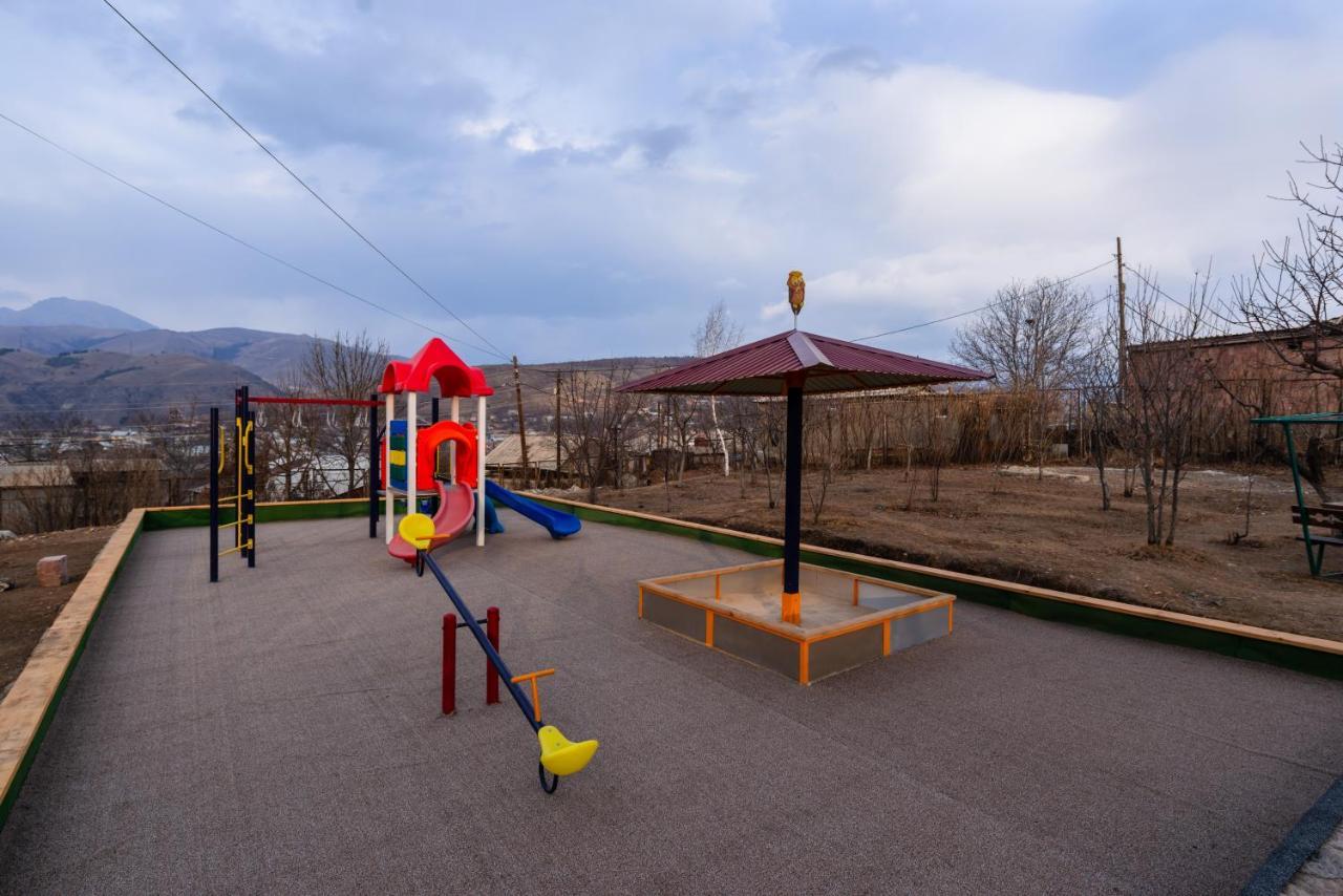 Kirovakan Hotel Vanadzor Esterno foto