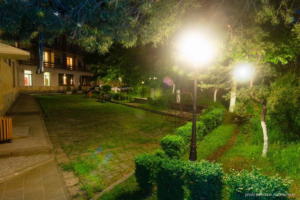 Kirovakan Hotel Vanadzor Esterno foto