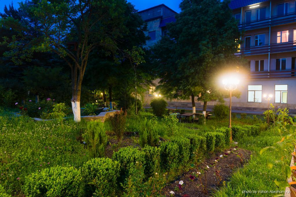 Kirovakan Hotel Vanadzor Esterno foto